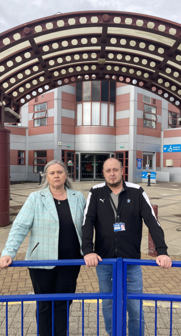 Roz and Gavin at Queen Margaret Hospital