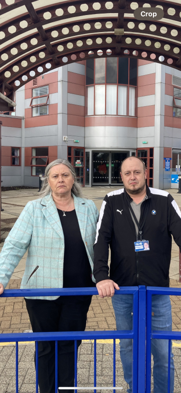 Roz McCall MSP and Cllr Gavin Ellis outside Queen Margaret Hospital